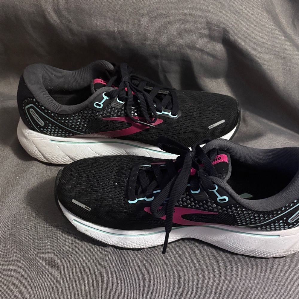 Brooks Women's Black Running Shoes with Pink and Teal Accents